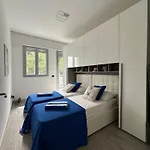아파트 Azzurro Sea View With Parking And Balcony 5 Min Walk To 베르게지
