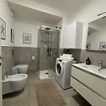 Azzurro Sea View With Parking And Balcony 5 Min Walk To 베르게지