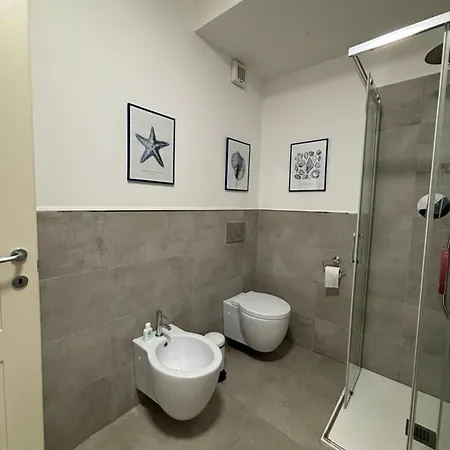 Azzurro Sea View With Parking And Balcony 5 Min Walk To * 贝尔杰吉